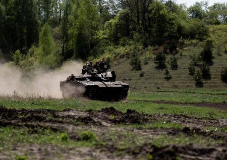 ВСУ на бронетехнике пытались прорваться в российский регион