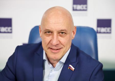 «Финансируют нашего противника»: Майданов о лишении имущества иноагентов