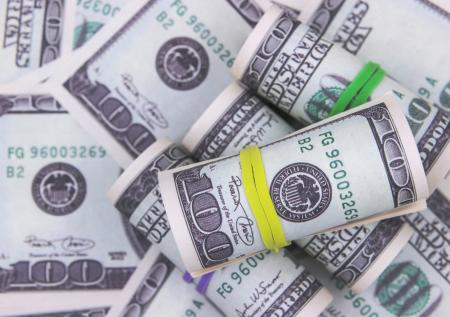 Доллар взлетит выше 100 рублей? Курсы валют 21 мая, что с евро и юанем