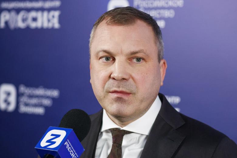 Евгений Попов