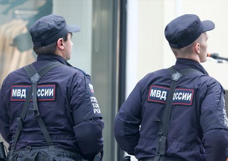 Опубликованы кадры обыска в доме партнера крупного криминального авторитета