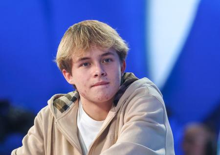 Чипсы лишили звезд сериала «Слово пацана» около 1 млн рублей