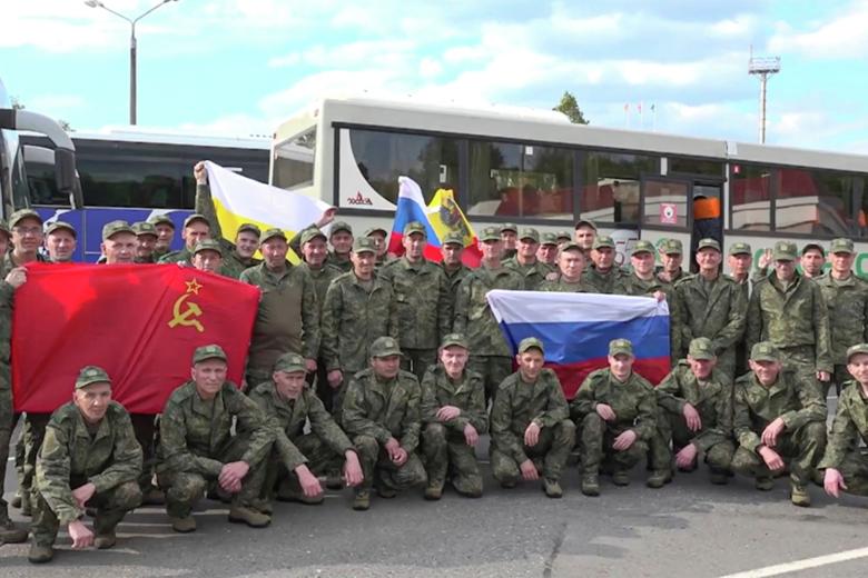 Российские военнослужащие, возвращенные из украинского плена