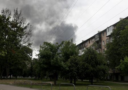 Столб дыма взмыл в небо после удара «Искандера» по порту в Одессе