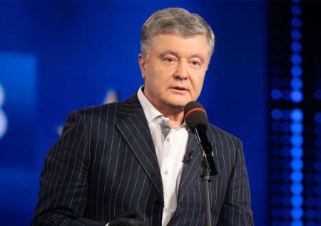 Порошенко обратился в суд и начал атаку на СНБО