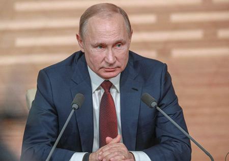 Путин раскрыл, почему любит читать «Комсомольскую правду»