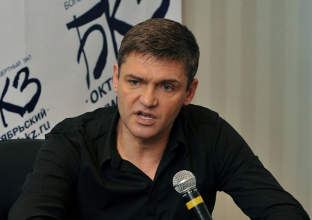 Черный список Украины, слухи об измене жены: как живет актер Игорь Лифанов