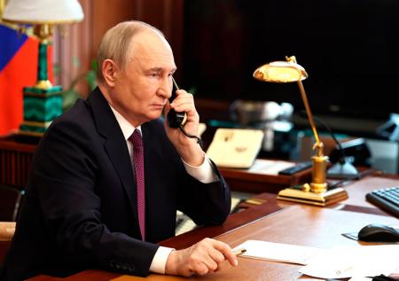 Песков раскрыл технические нюансы телефонных переговоров Путина и Трампа