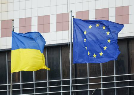 «Спасти задницы»: в Венгрии раскрыли, зачем ЕС поддерживает Украину