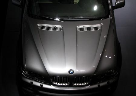 Бизнесмен дал покататься на BMW незнакомке и остался без машины