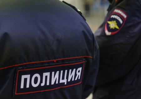Надругавшийся над школьницей насильник уронил паспорт на месте преступления