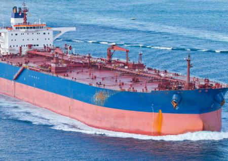 Раскрыта судьба российских моряков с пострадавшего в Йемене танкера