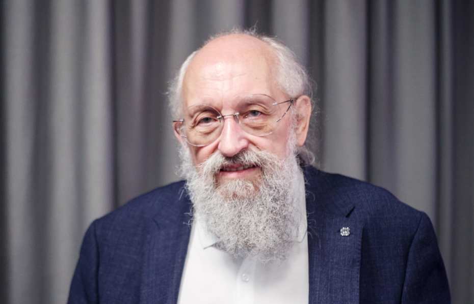 Анатолий Вассерман