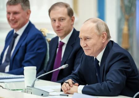 Путин назвал хорошим рост российской экономики