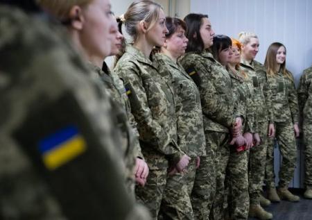 Украинок-заключенных начали бросать в «штурмовые мясорубки» под Сумами