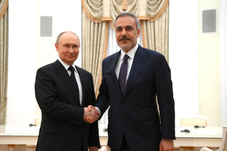 Владимир Путин и Хакан Фидан