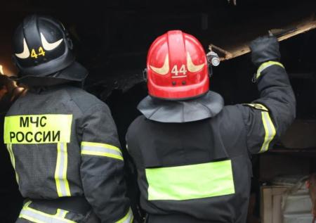 Пожар в промзоне в Челябинске локализован на 800 квадратных метрах