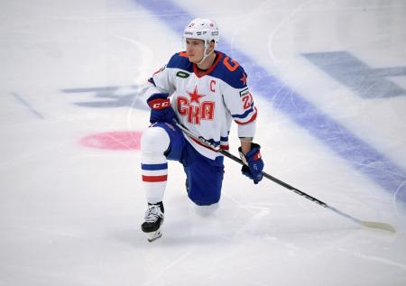Первое очко Никишина в НХЛ помогло «Каролине» обыграть «Флориду»