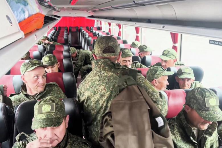 Российские военнослужащие, возвращенные из украинского плена