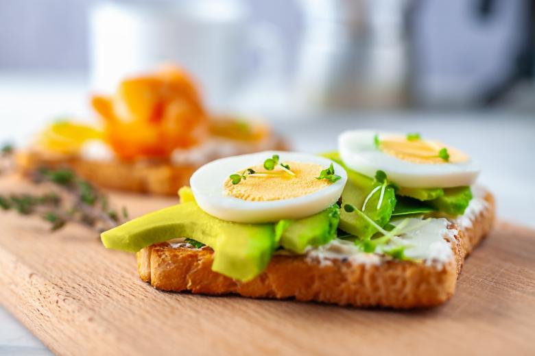 15 простых в приготовлении брускетт на любой вкус