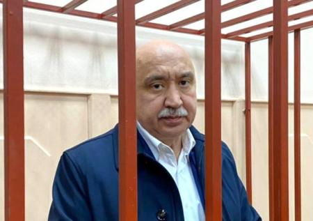 Экс-ректора казанского вуза приговорили к 22 годам колонии за убийство