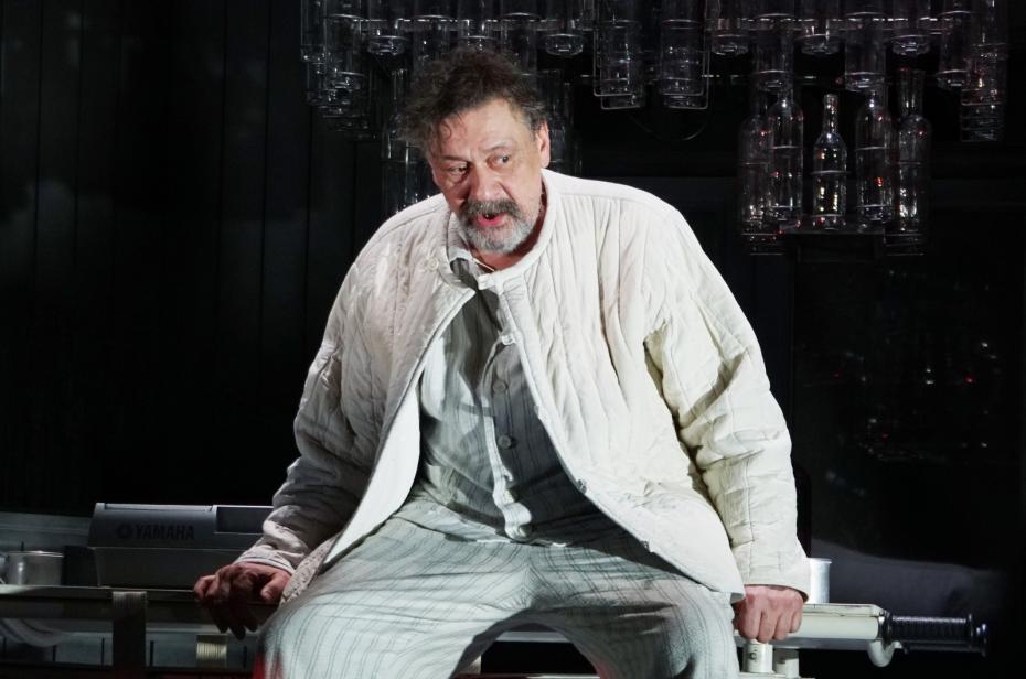 Дмитрий Назаров