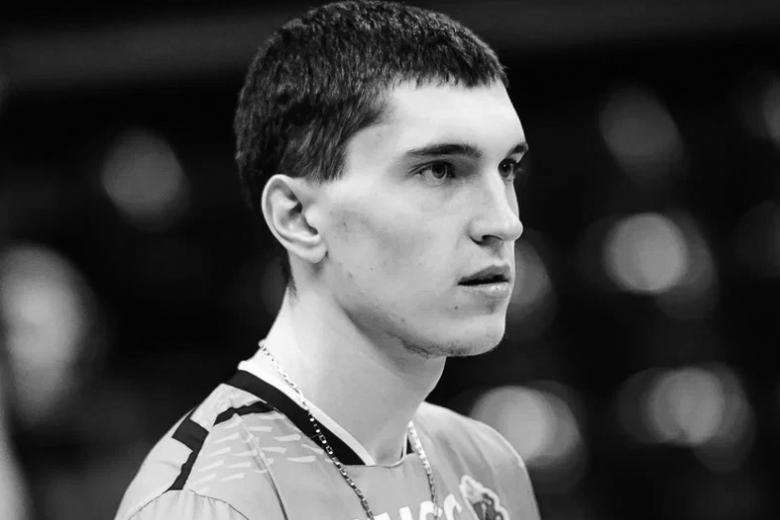 Волейболист молодежной команды «Кузбасс-2» Сергей Павлов