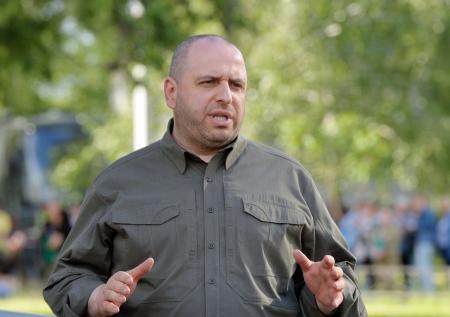«Наши нацики»: Умеров об угрозах семье Мединского