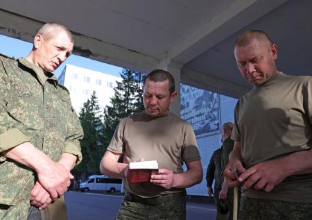 Шесть мирных курян оказались среди военных, возвращенных в Россию по обмену