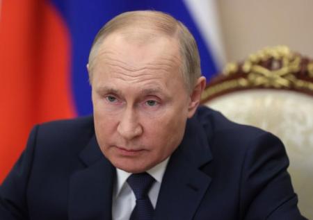 Путин заявил, что работа тренеров требует материального поощрения