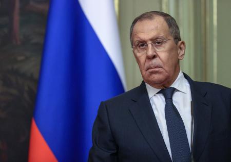 «Сползает к краху»: Лавров осудил слова канцлера ФРГ о дальнобойных ракетах