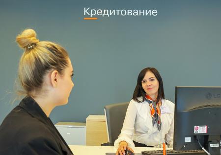 Россиянам дали советы, как не попасть в финансовую яму из-за микрозаймов