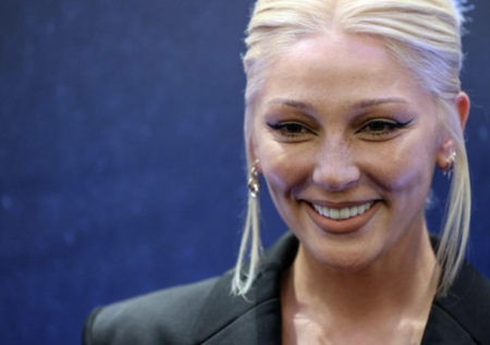 Блогерша Ивлеева и бизнесмен Бегак сыграли «тихую» свадьбу
