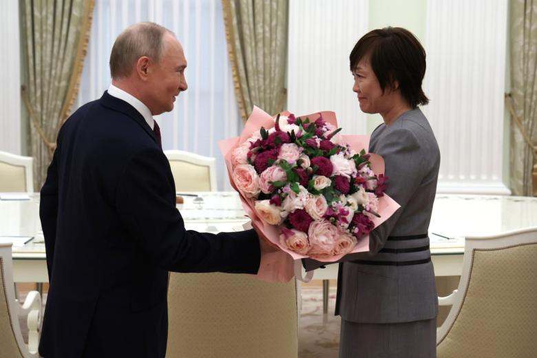 Владимир Путин, Акиэ Абэ