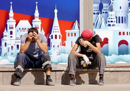 Шествие «Русской общины» вызвало у мигрантов странную реакцию