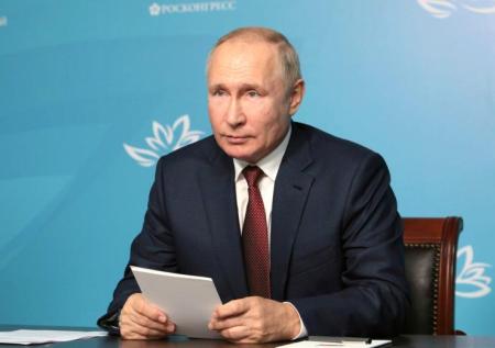 Путин потребовал устранить «шаманов» в спортивной медицине