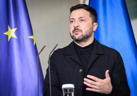 Политтехнолог ответил, хочет ли Зеленский легитимизировать свою власть