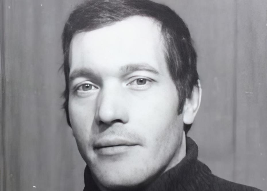 Анатолий Уткин