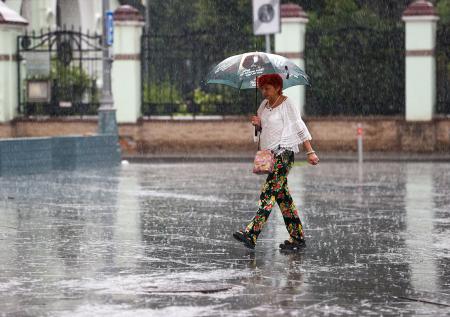 Ливни и изнуряющая духота до +35? Погода в Москве в июне: чего ждать