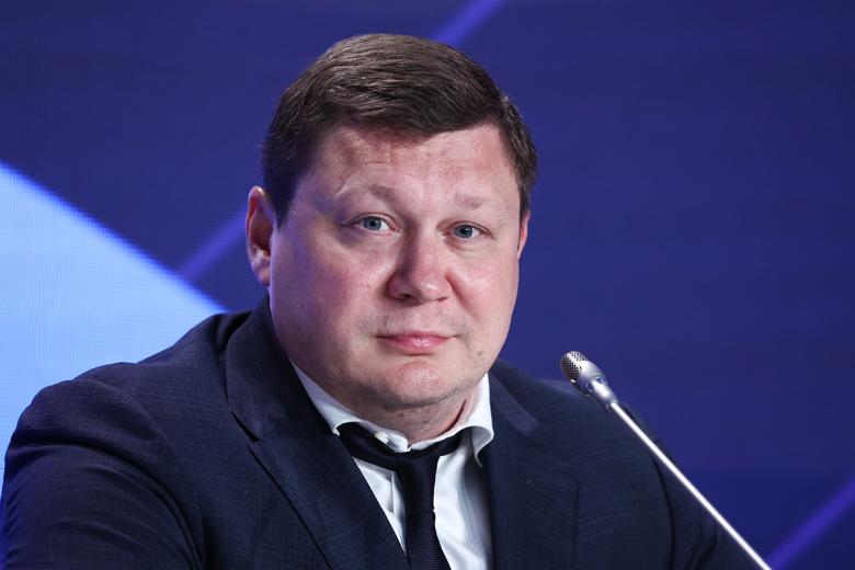 Максим Митрофанов