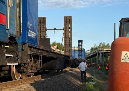 Маршрут поезда Анапа — Минск изменили из-за обрушения моста под Брянском