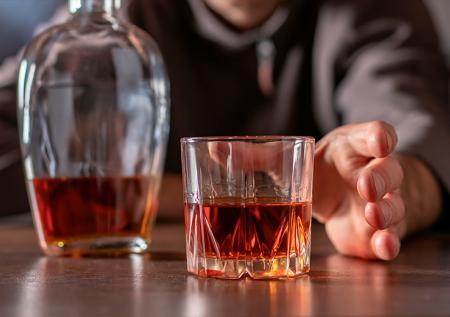 Составлен список главных вредных привычек российских артистов
