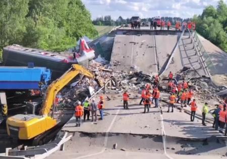 В СК рассказали, сколько человек погибли в терактах под Брянском и Курском