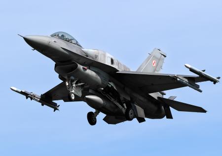 НАТО помогло Украине расширить возможности F-16 и Mirage 2000