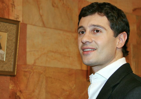 Слухи об избиении жены и абьюзе, отсутствие ролей: куда пропал Макарский