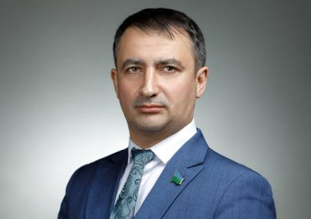 Назвавший ХМАО исторической родиной узбеков депутат мог покинуть Россию