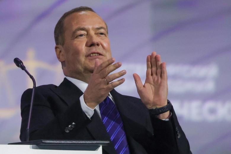 Дмитрий Медведев