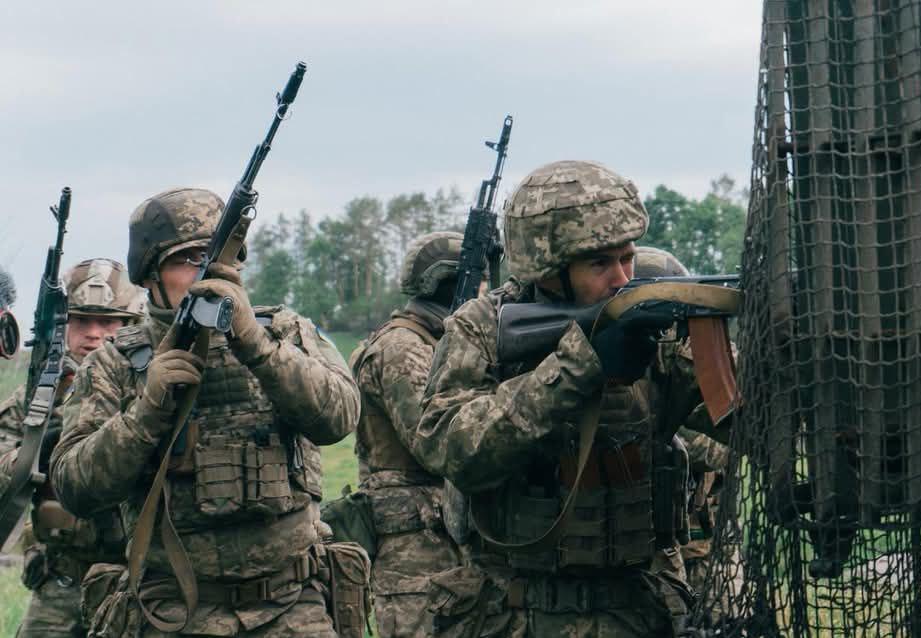 Военнослужащие ВСУ