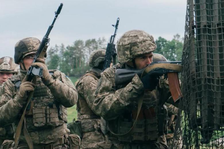 Военнослужащие ВСУ