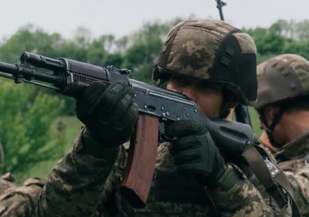 Франция профинансировала закупку оружия для Украины